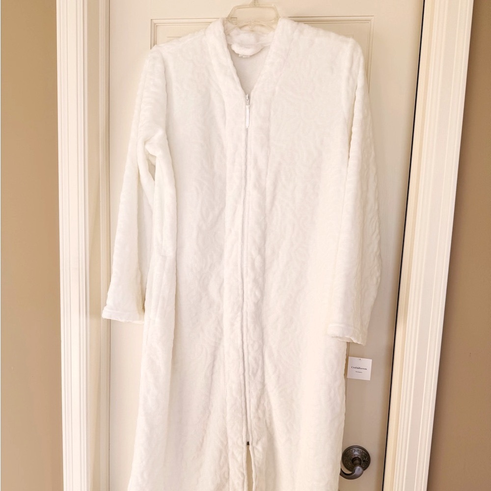 NWT Croft & Barrow Intimates zippered robe/housecoat